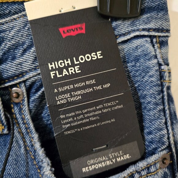 Levis Premium Women High Loose Flare Jeans Distressed Wide Leg Size 25x32 NWT - Picture 3 of 14